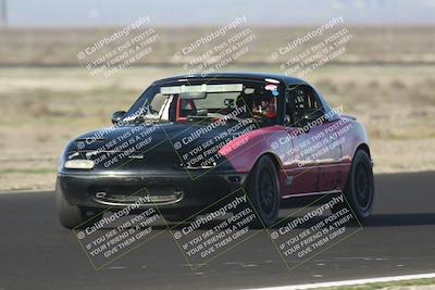 media/Feb-23-2025-CalClub SCCA (Sun) [[bfce4a12aa]]/Group 2/Qual Turn 3/